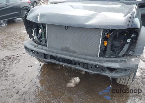 2025 Ford Bronco Big Bend z USA, uszkodzony, nr VIN 1FMDE7BH0SLB31277